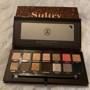Anastasia Beverly Hills Sultry Palette